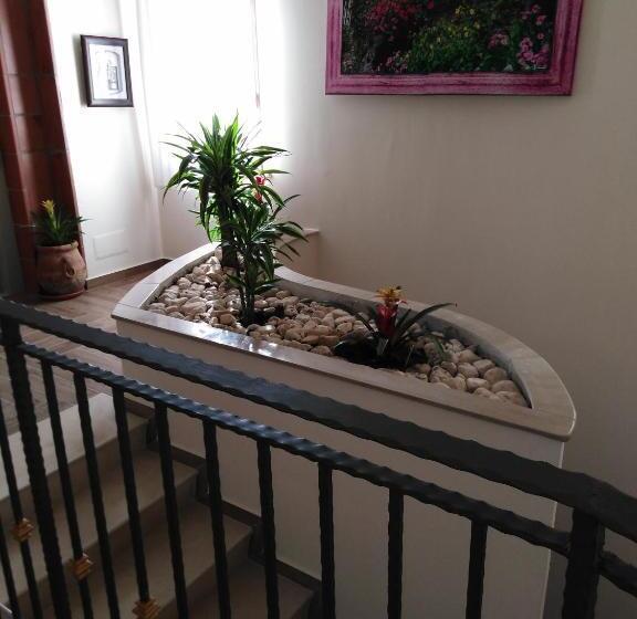 تختخواب و صبحانه Villa Niscima