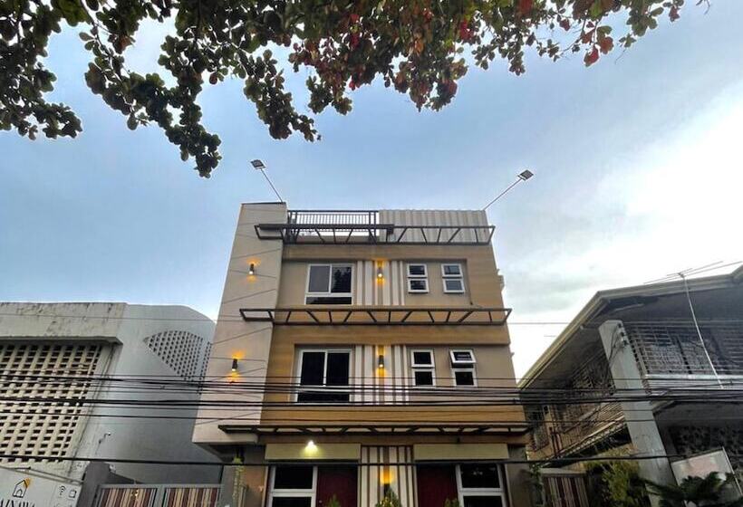 هتل Capital O 822 Painawa Bed & Breakfast