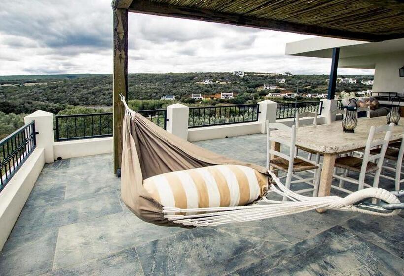 Отель Oudewerfskloof Olive Farm