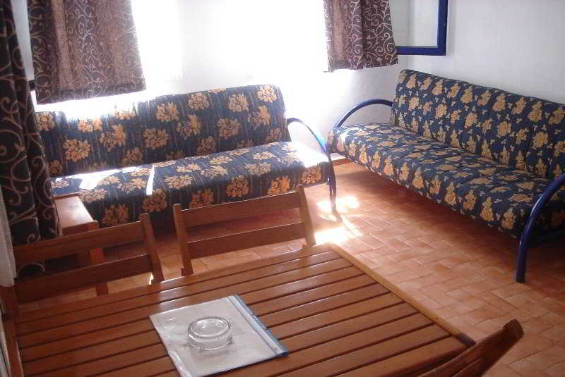 Central Aparthotel