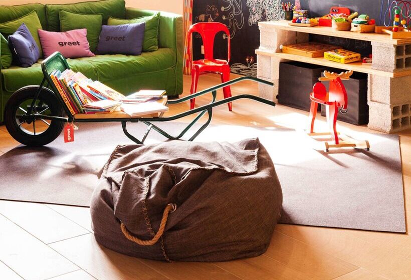 Greet Hotel Beaune