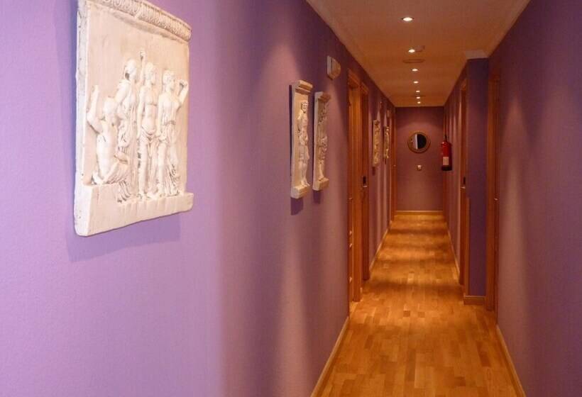 مسافرخانه Las Abadías