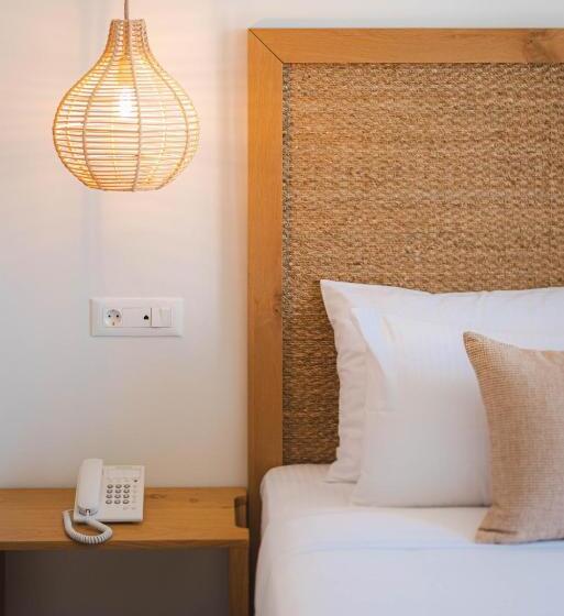 هتل Absolute Kiotari Resort