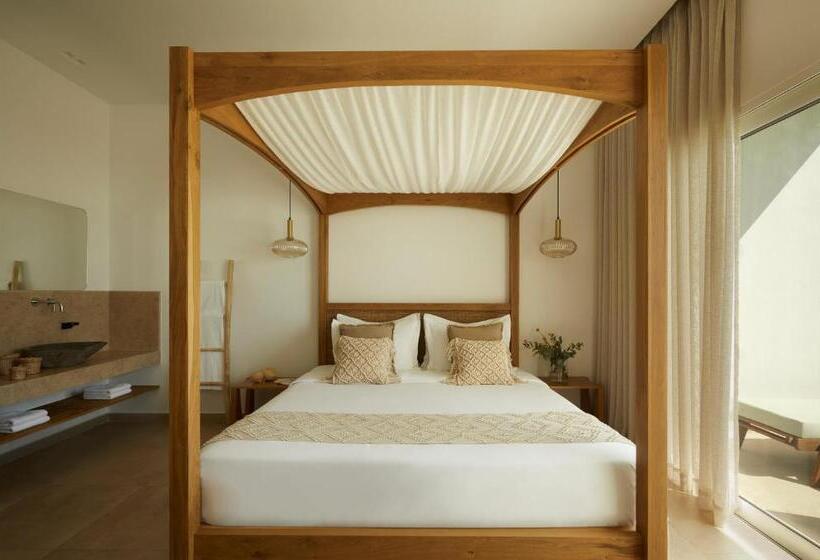 هتل Absolute Kiotari Resort