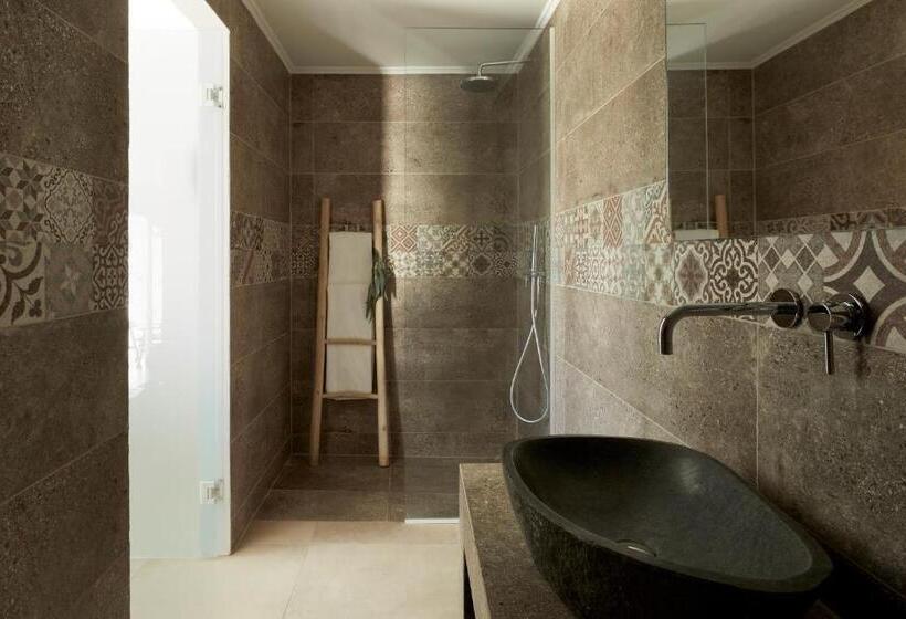 هتل Absolute Kiotari Resort