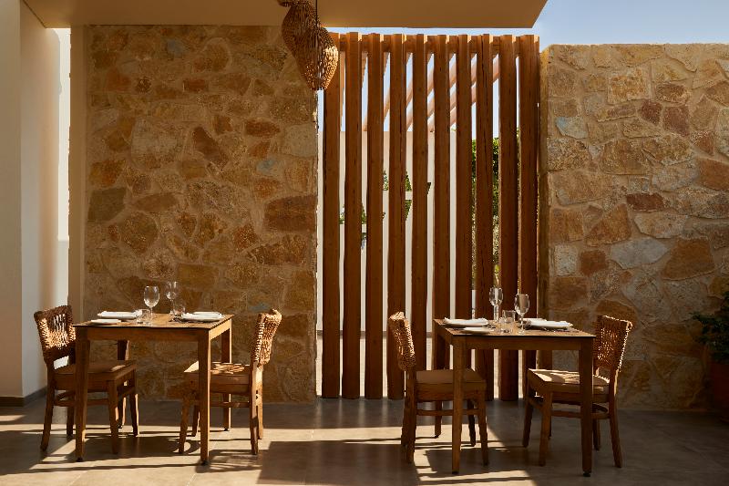 هتل Absolute Kiotari Resort