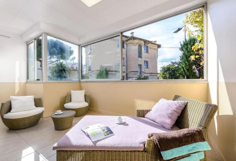בית מלון כפרי Appart Hôtel La Villa Carnot Cannes