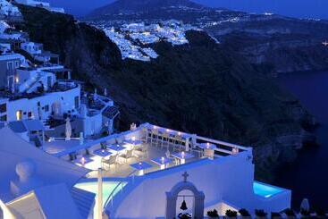 هتل Aqua Luxury Suites