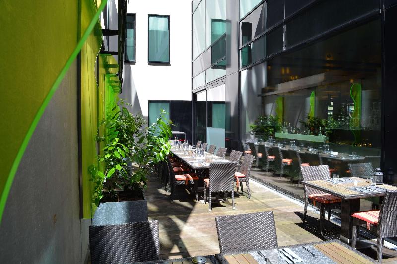 هتل Barcelo Hamburg