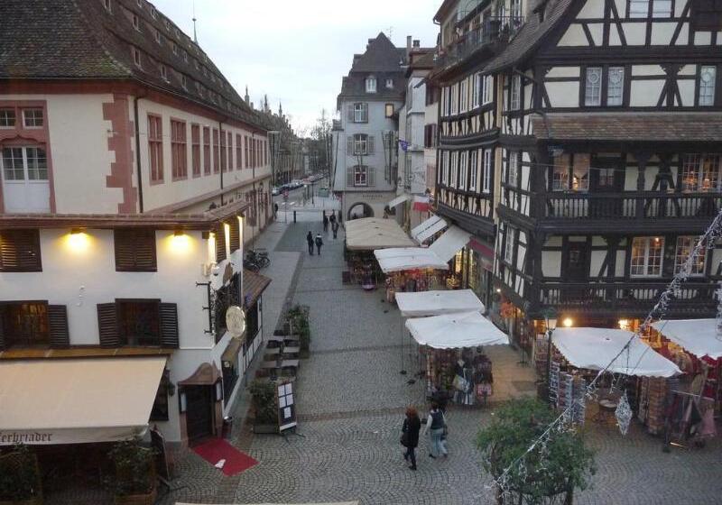 هتل Des Arts   Centre Cathédrale