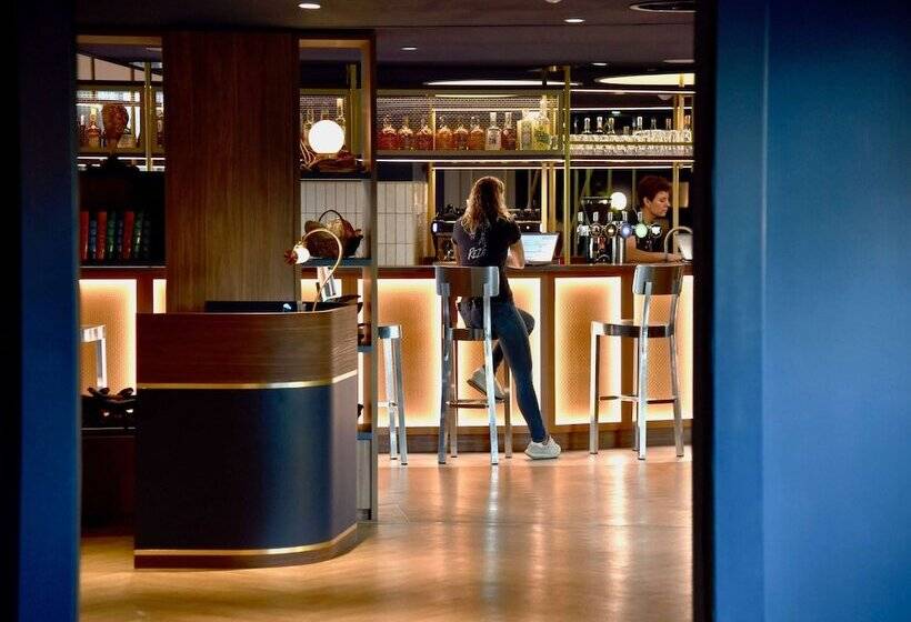 בית מלון כפרי Ibis Styles Nantes Reze Aeroport