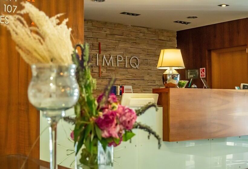هتل Impiq