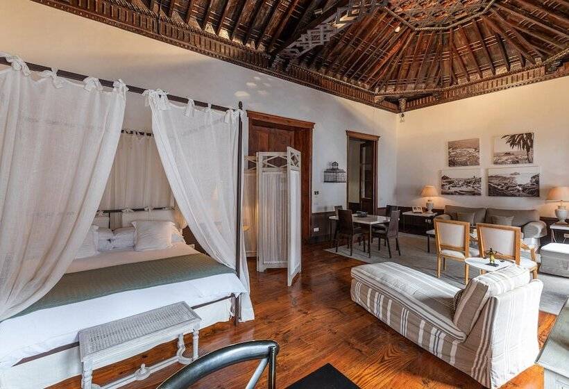 هتل Isla Baja Suites