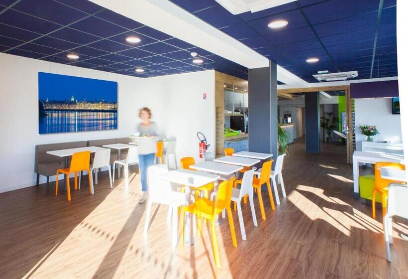 فندق Premiere Classe Bordeaux East   Lormont