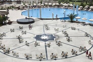 هتل Starlight Resort
