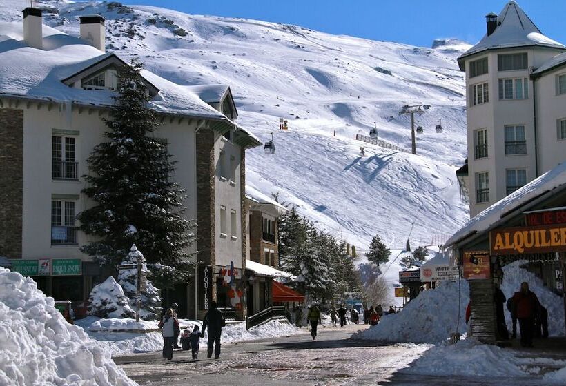 Inside Plaza Sierra Nevada