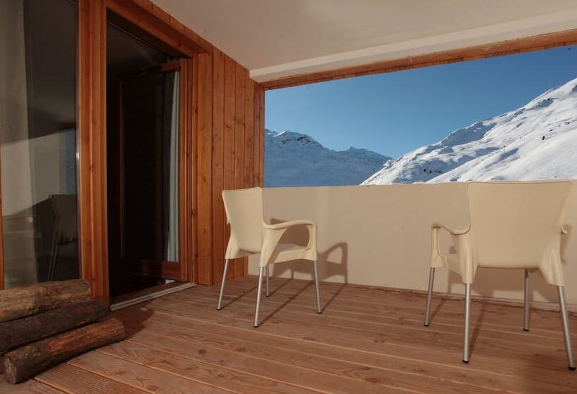 Le Chalet Du Mont Vallon Spa Resort