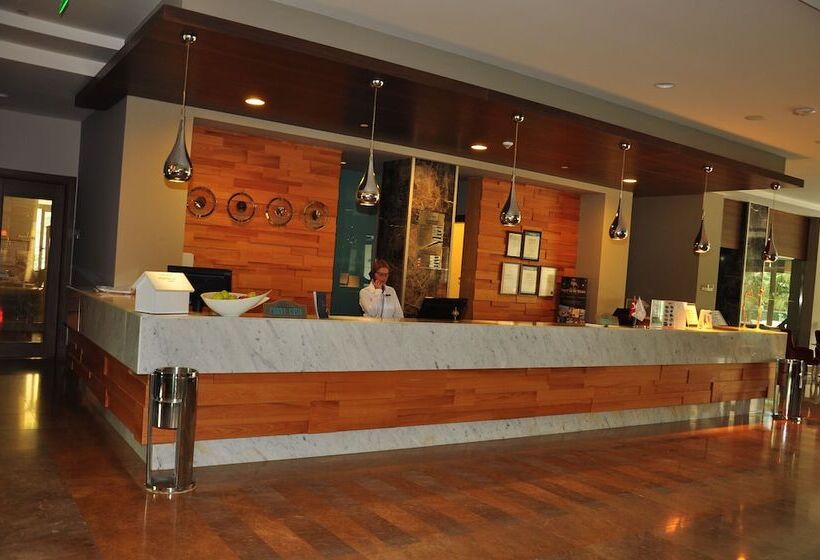 Port Side Resort   All Inclusive