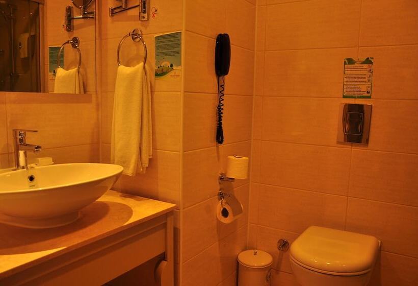 Port Side Resort   All Inclusive