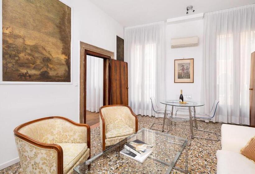 Residence Ca  Foscolo
