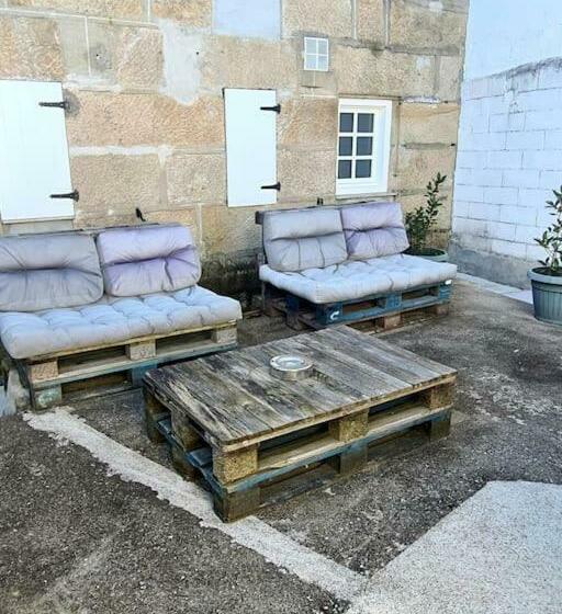 Albergue O Marco Hostel