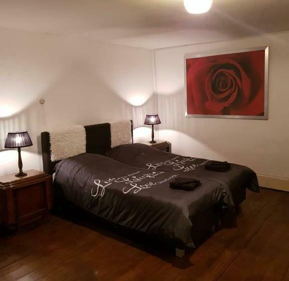 צימר Bed En Breakfast Le Chateau