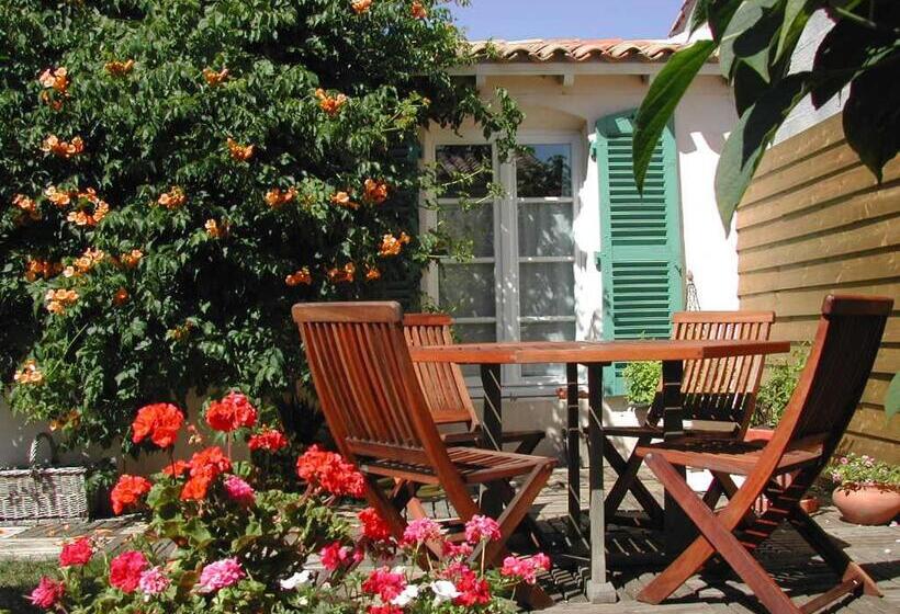 Bed and Breakfast La Passerose 3 Pièces Avec Jardin Au Calme,à 300m De La Plage