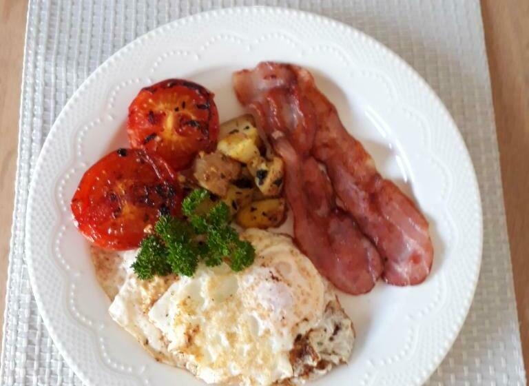 Bed and Breakfast Pepper Tree Villa