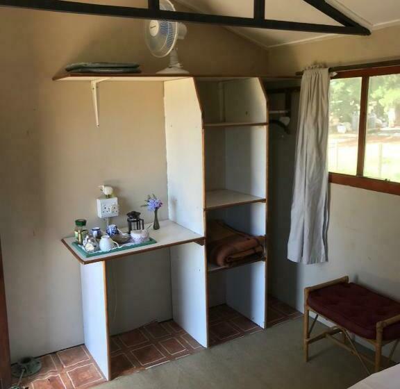 ホテル Bare Necessities, Nudist Only Venue Naturist, Clothes Free