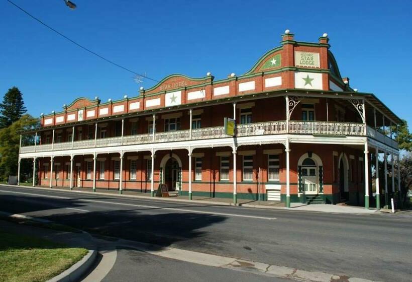 호텔 Historic Star Lodge And Station Masters House Narrandera