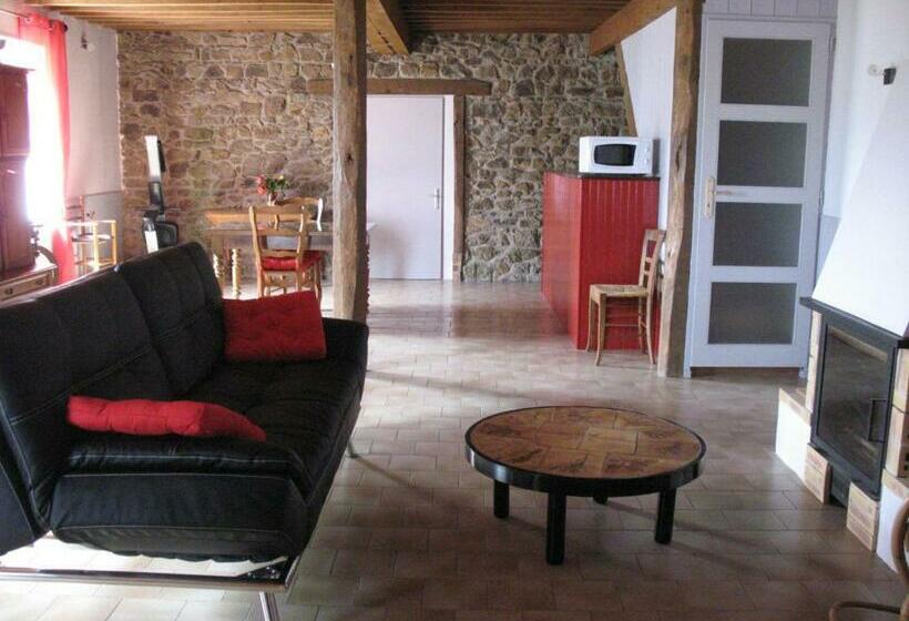 Пансион Domaine Des Gardette