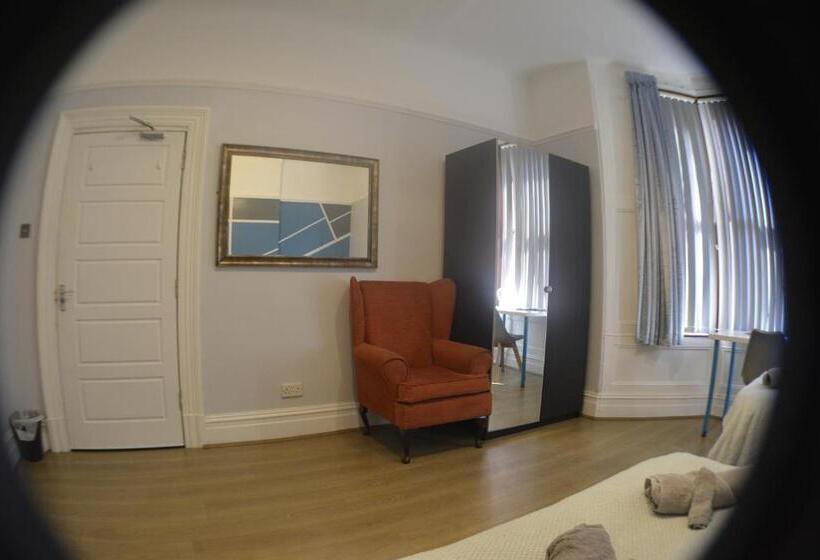 پانسیون Kensington Guest House Liverpool
