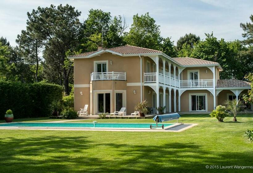 بنسيون Le Clos D Ignac