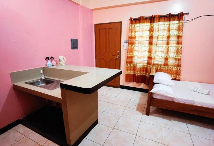 Reddoorz At D128 Lodge Cagayan Valley