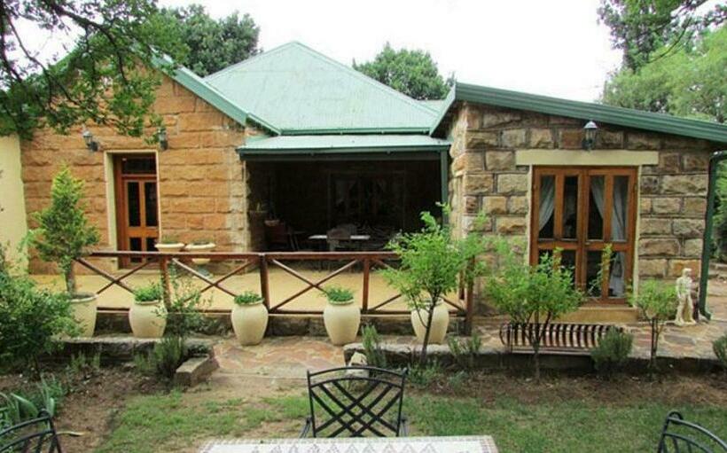 مبيت وإفطار African Dawn Guesthouse