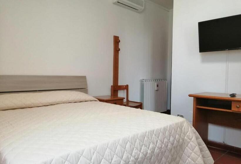 هتل Casa Per Ferie Ulivo D Assisi