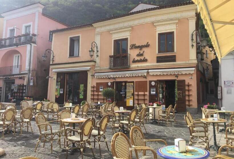 پانسیون La Stanza Dell Angolo