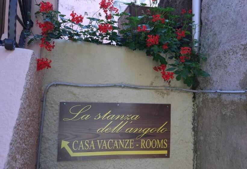 پانسیون La Stanza Dell Angolo