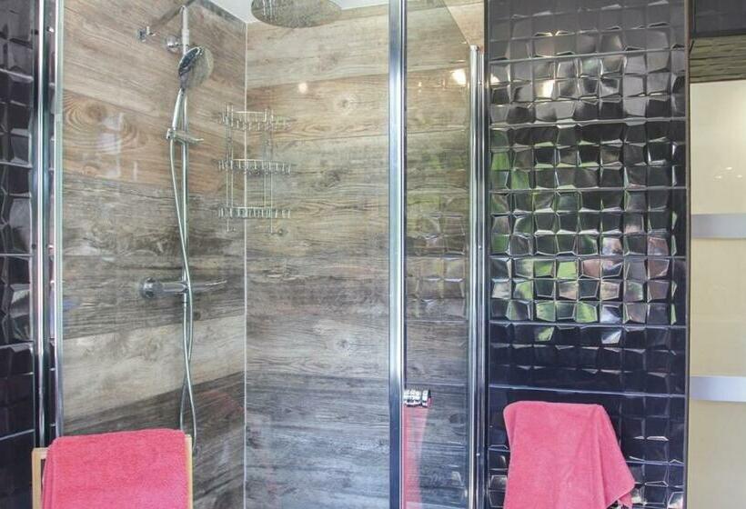 膳宿费 Maison 4 étoiles Et Studio 3 étoiles Indépendants Avec Piscine