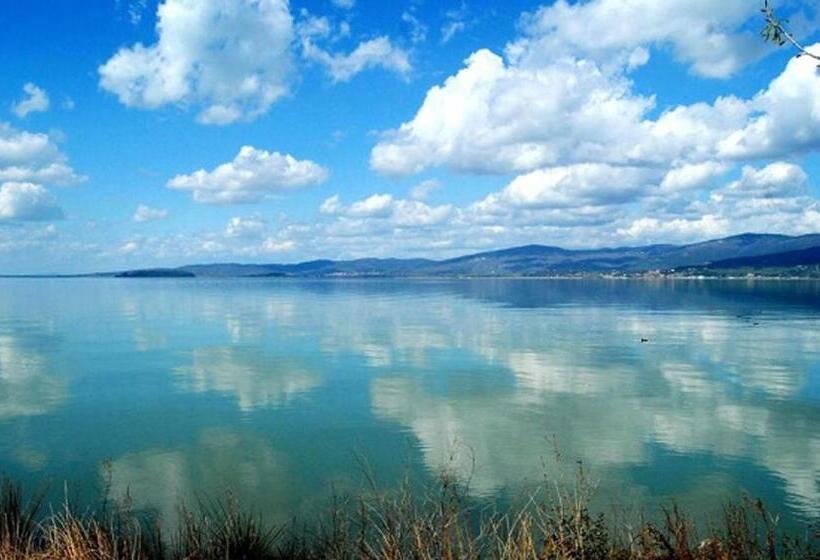 پانسیون Tavernetta Vicino Lago Trasimeno
