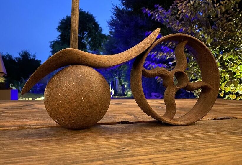 تختخواب و صبحانه My Big Art Project