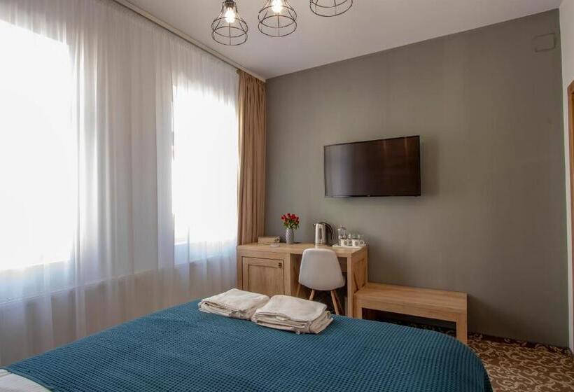 تختخواب و صبحانه Residence Rooms Bucovina