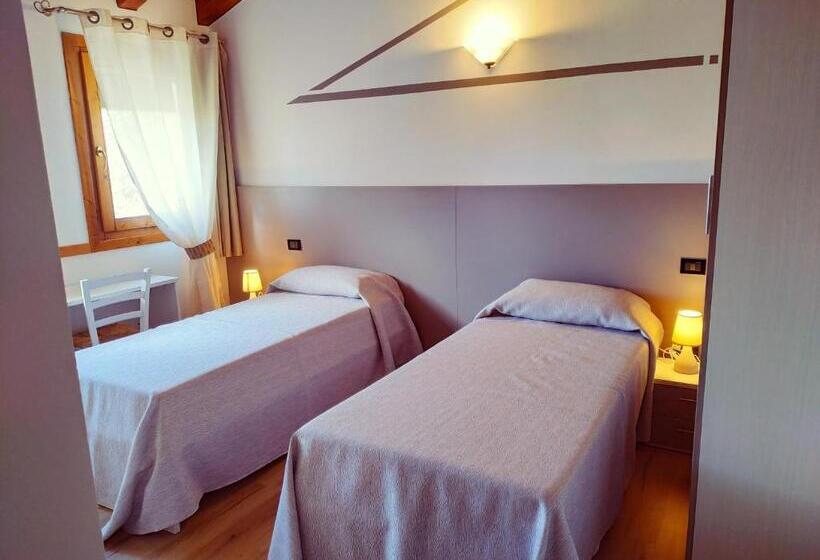 هتل Agriturismo Le Colonie