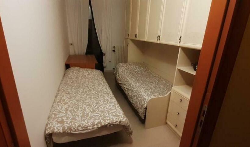 פנסיון La Casa Di Mariagrazia Rooms Con Cucina Condivisa E Terrazza