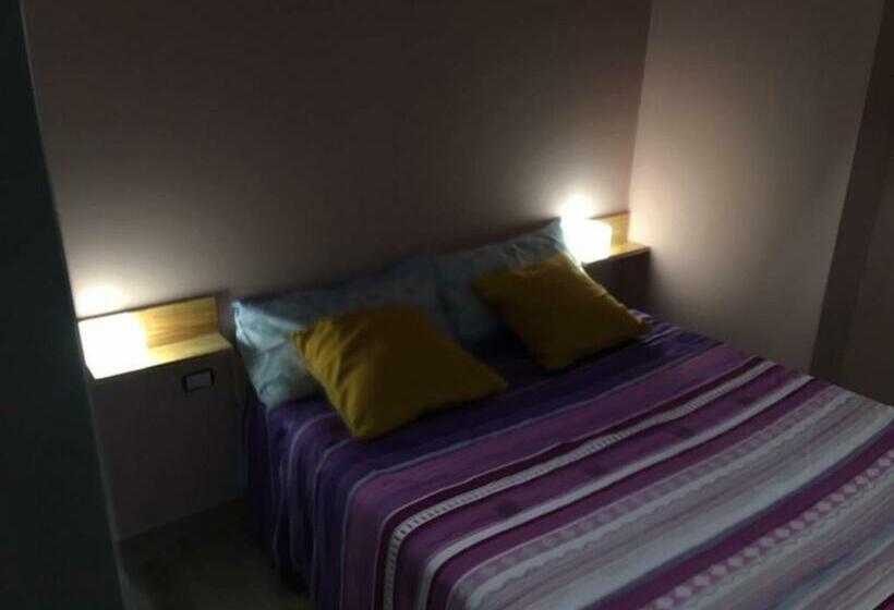 Bed and Breakfast Suite 01