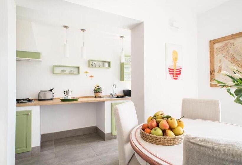 ホテル Agriturismo La Ghiga