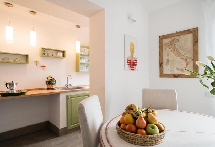 ホテル Agriturismo La Ghiga