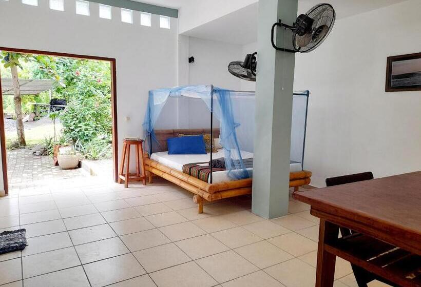 פנסיון Merdeka House