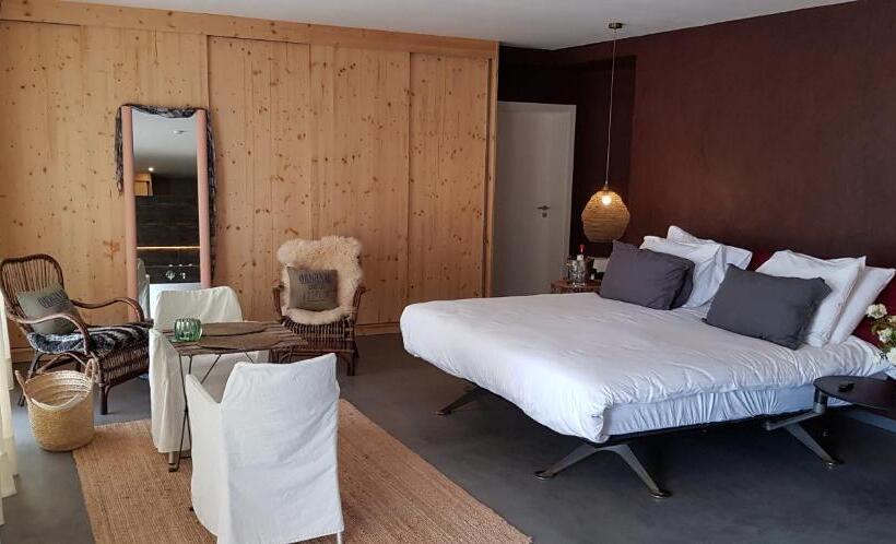 Trendy And Luxe B&b And Garden Suite