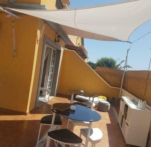تختخواب و صبحانه La Casita Del Corazon